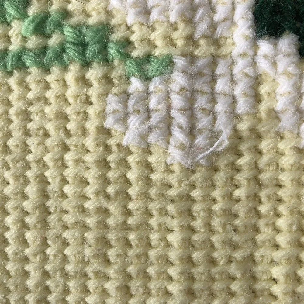 Handmade Sun Bonnet Sue Knit Blanket Yellow Stitched 63 x 44 Vintage